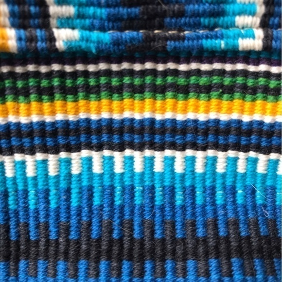 WOVEN cross body bag purse. - Picture 6 of 10